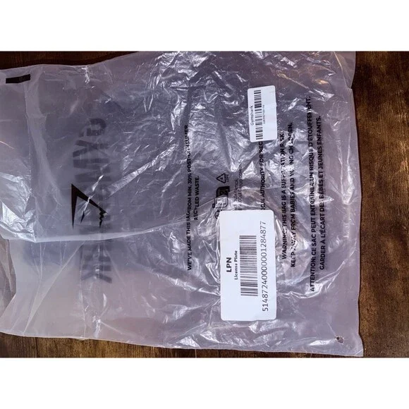 NEW - GYMSHARK - Sculpt Seamless Short - MEDIUM - Black - Picture 6 of 6